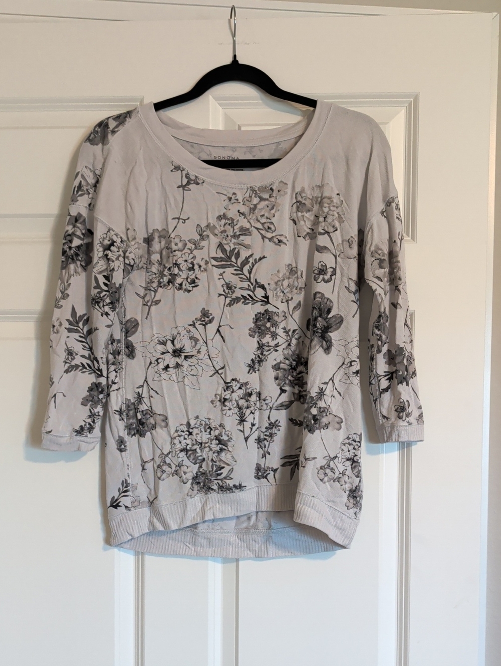 Light Gray Floral Print Women's Top